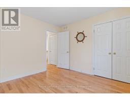 52 LAWRENCE STREET - 27