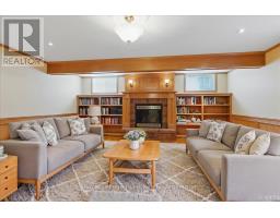 52 LAWRENCE STREET - 33