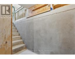 52 LAWRENCE STREET - 39