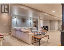 295 ANGER STREET E - 28