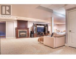 295 ANGER STREET E - 31