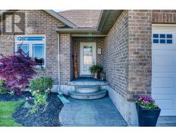 295 ANGER STREET E - 7