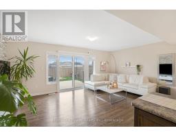 1458 CAEN AVENUE - 9