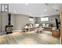 112 ALGONQUIN DRIVE - 15