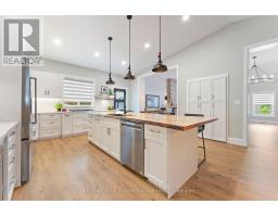 1283 SWAN STREET - 11
