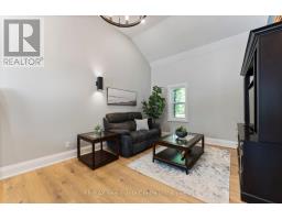 1283 SWAN STREET - 26