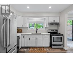 169 MOWAT STREET - 19