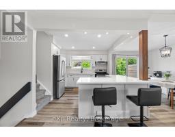 169 MOWAT STREET - 20