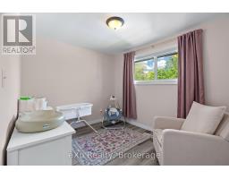 169 MOWAT STREET - 24