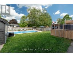 169 MOWAT STREET - 45