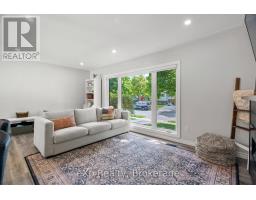 169 MOWAT STREET - 8