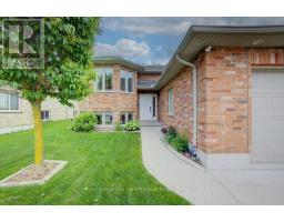 160 ARMSTRONG STREET W - 3