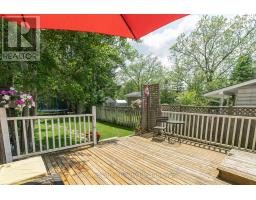 611 LAUREL STREET - 33