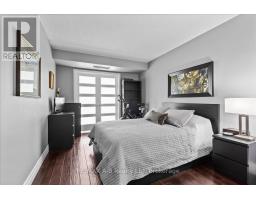 1004 - 265 WESTCOURT PLACE - 19