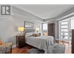 1004 - 265 WESTCOURT PLACE - 21