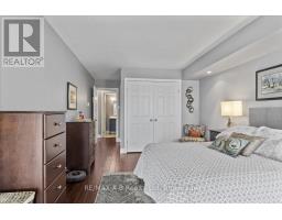 1004 - 265 WESTCOURT PLACE - 22
