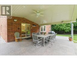 98 HUME DRIVE - 40