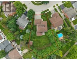 98 HUME DRIVE - 45