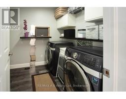 552 NELSON STREET - 18