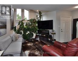 552 NELSON STREET - 5