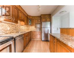 211 - 1100 COURTLAND AVENUE E - 12
