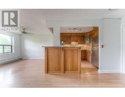 211 - 1100 COURTLAND AVENUE E - 7