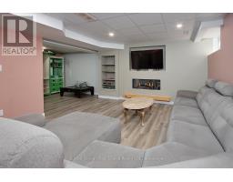 26 BROWN STREET - 27