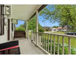 113 WHITELOCK STREET S - 3