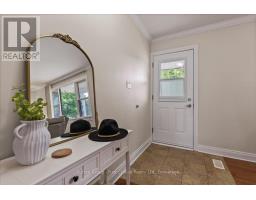 113 WHITELOCK STREET S - 6