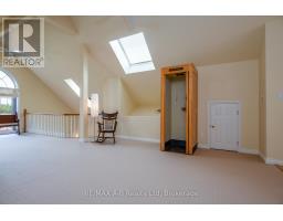 292 WOODS STREET - 35