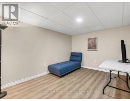 385 HIGHVIEW DRIVE - 23