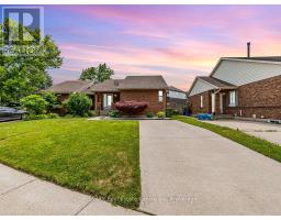 385 HIGHVIEW DRIVE - 31
