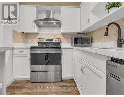 385 HIGHVIEW DRIVE - 7