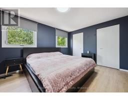 66 CLUTHE CRESCENT - 12