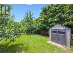 66 CLUTHE CRESCENT - 24