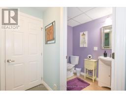 123 FORMAN AVENUE - 27