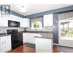 123 FORMAN AVENUE - 9