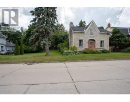 52 ONTARIO STREET S - 4