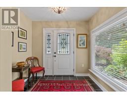 90 DELAMERE AVENUE - 10