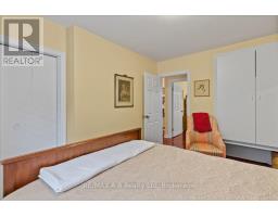 90 DELAMERE AVENUE - 33