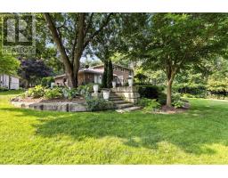 90 DELAMERE AVENUE - 41