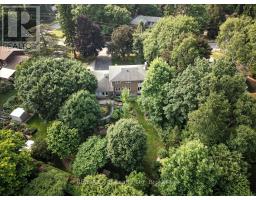 90 DELAMERE AVENUE - 8
