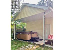 213 HURON RD, R. R. No.1 ROAD - 29