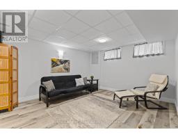 47 KEMP CRESCENT - 27