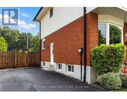 47 KEMP CRESCENT - 4