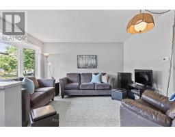 47 KEMP CRESCENT - 7