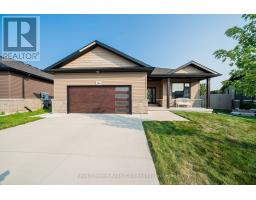 244 MOONSTONE CRESCENT - 2