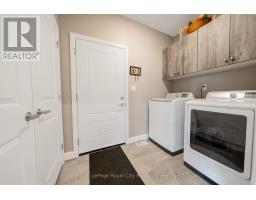 244 MOONSTONE CRESCENT - 22