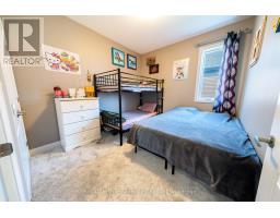 244 MOONSTONE CRESCENT - 26