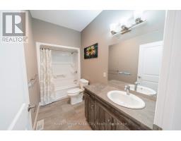 244 MOONSTONE CRESCENT - 27